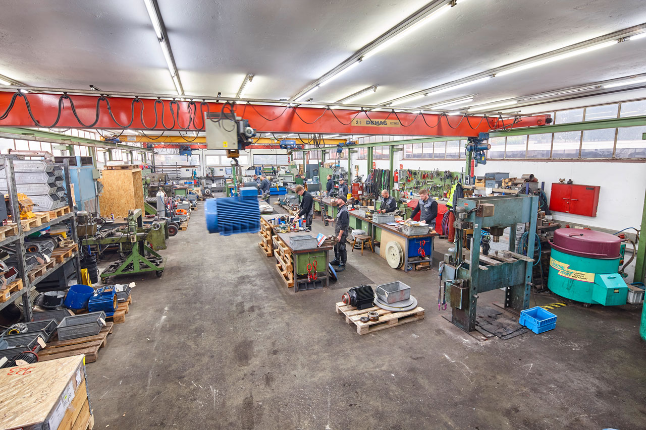Motorenwickelei im Reparaturwerk